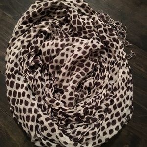 Patterned Scarf